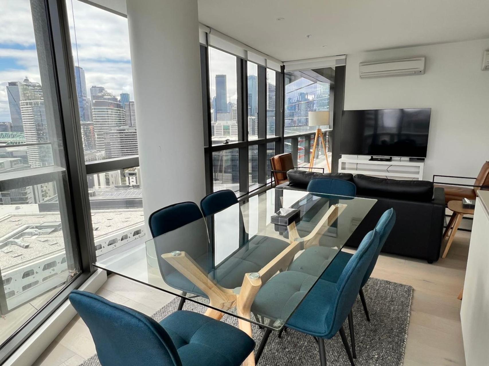 Winston Apartments Docklands Мельбурн Экстерьер фото