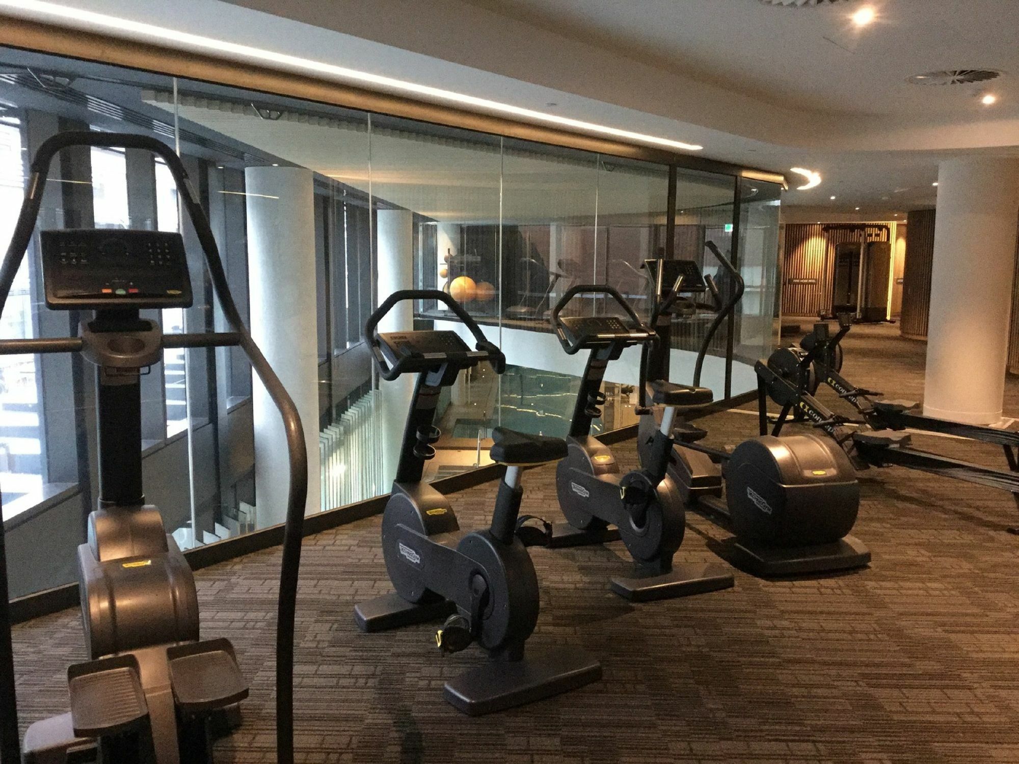 Winston Apartments Docklands Мельбурн Экстерьер фото