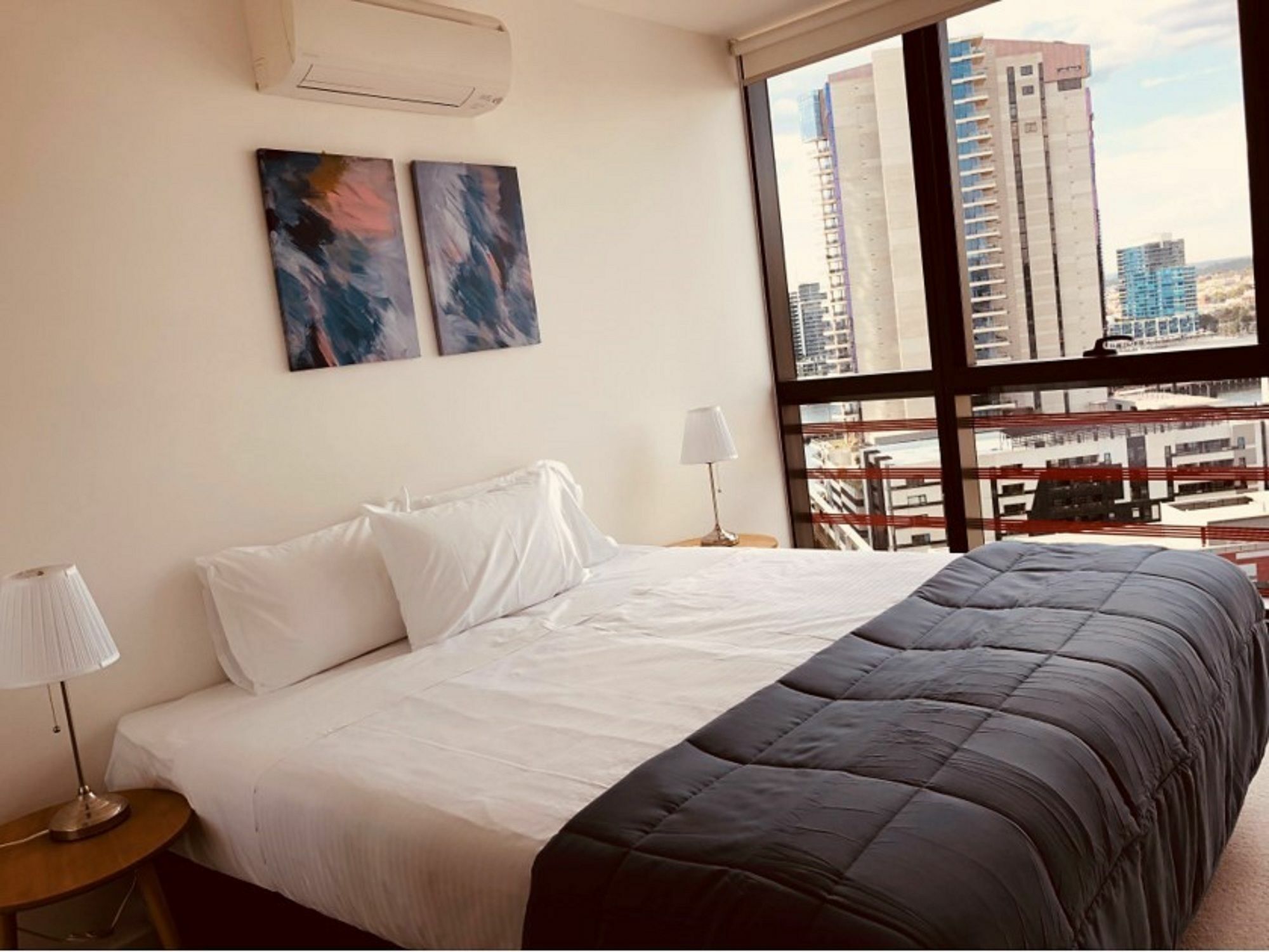 Winston Apartments Docklands Мельбурн Экстерьер фото
