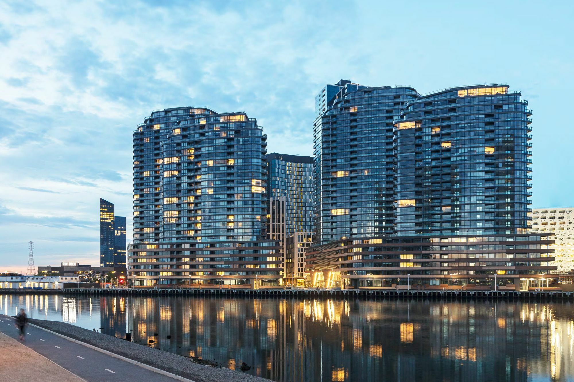 Winston Apartments Docklands Мельбурн Экстерьер фото